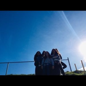 Meet your Posher, Ella